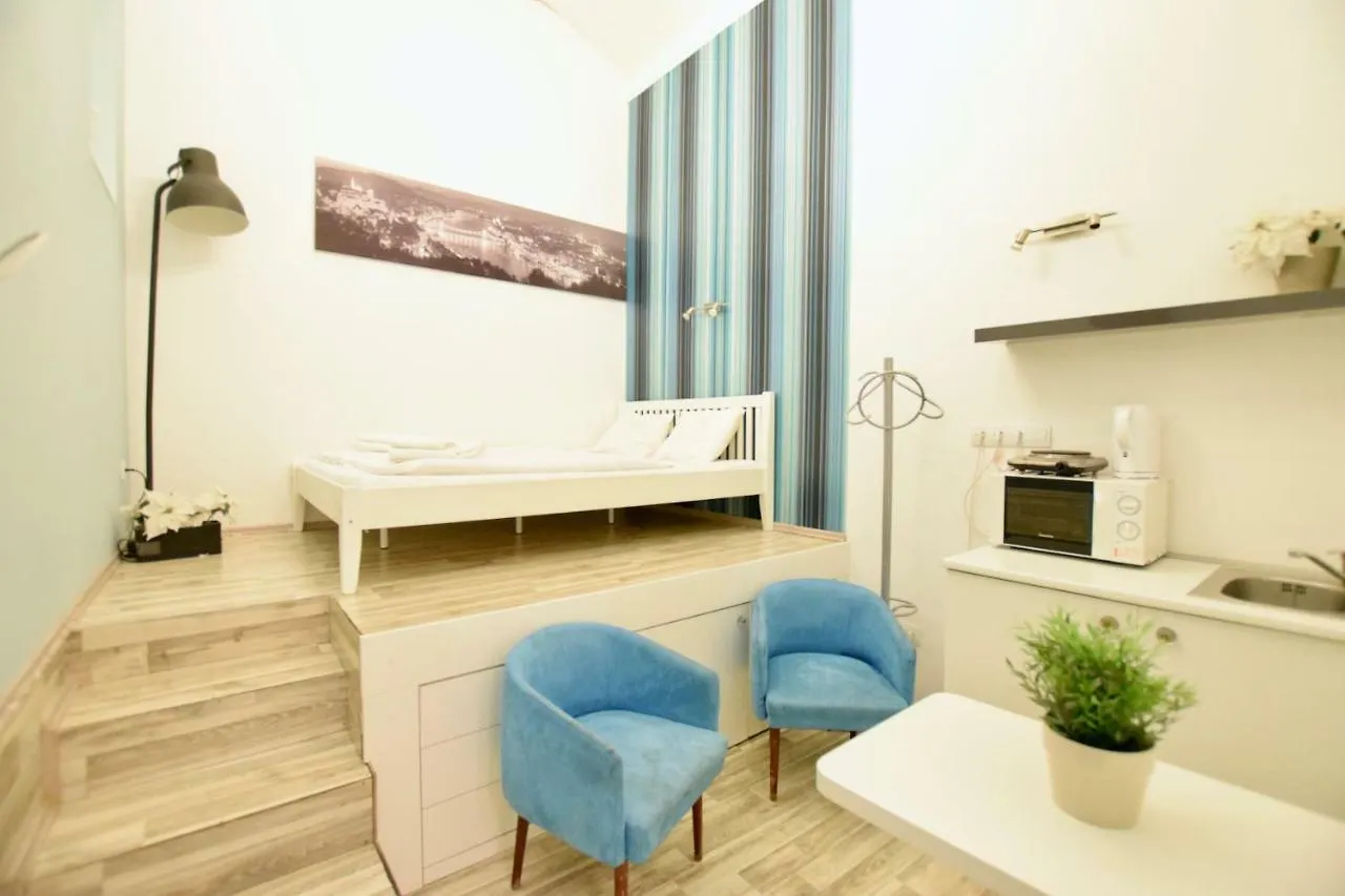 Standard Apartment By Hi5 - Steindl Street Boedapest